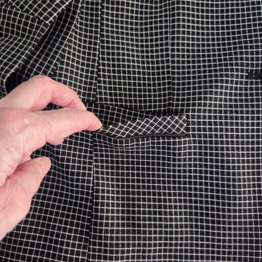 Cleo Black and White Houndstooth Blazer - Picture 3 of 10